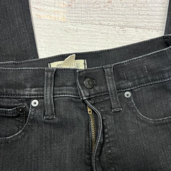 NWOT Madewell Mid-Rise Kick Out Jeans Size 27 Black Stretch Denim - Picture 4 of 8